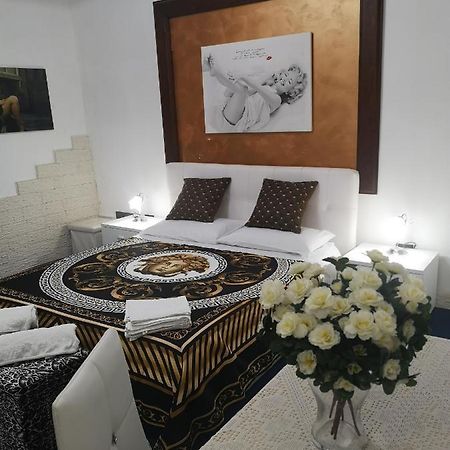 Marilyn Apartman Reggio di Calabria Kültér fotó